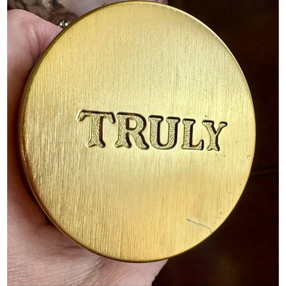 TRULY BEAUTY - NEW Glazed Donut After Shave Glow Cream, 6 oz. No Box - UNISEX